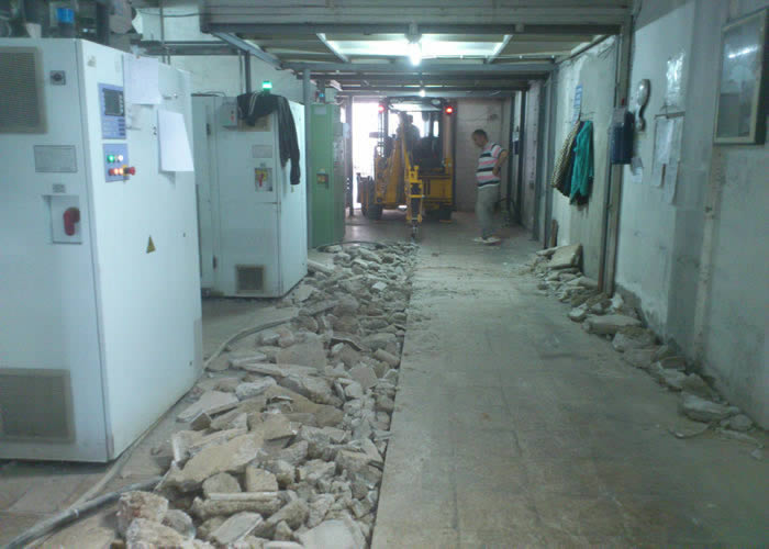 Fabrika ve Bina Içi Kırım ve Kazım Çalışmaları